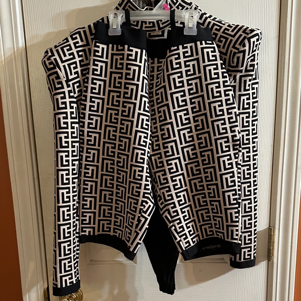 Black and White Geometric Patterned Jacket